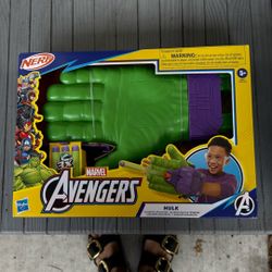 Brand New Avengers Nerf Gun 