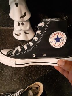 Converse womens 7 Good Condition