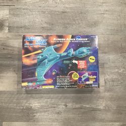 RARE Star Trek 1993 The Next Generation Klingon Attack Cruiser
