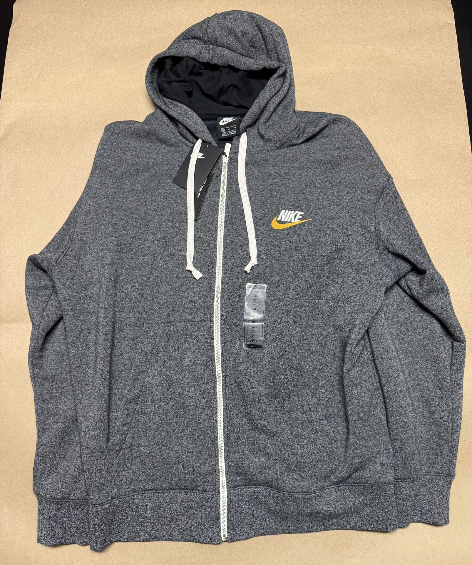 Nike Sweatshirt Logo Hoodie Gray Jacket Extra Large XL NEW!