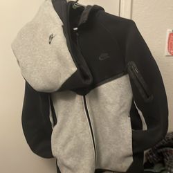 Nike tech set