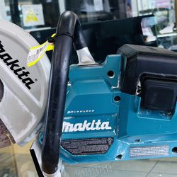 Saw Makita