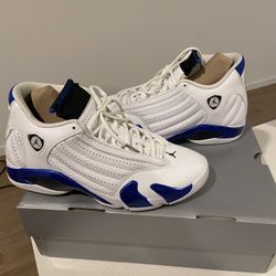 Retro 14 “White Hyper Royal” size 9.5