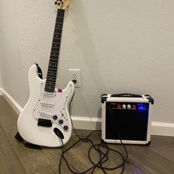 White Electric Guitar 🎸 Amp Lyx Pro