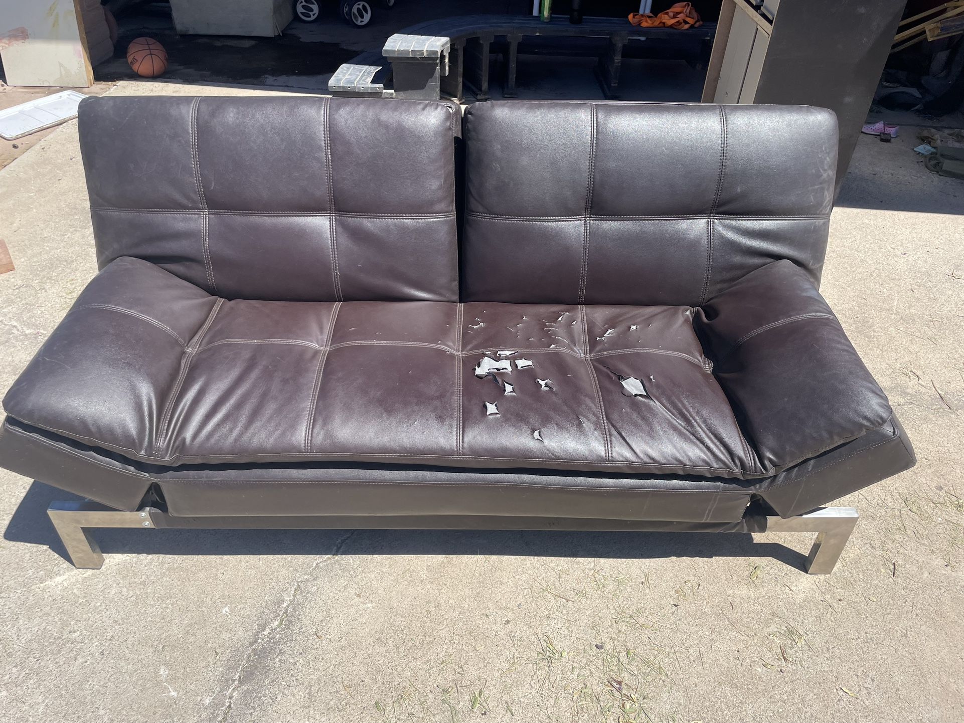 Futon for Sale in Tucson, AZ OfferUp