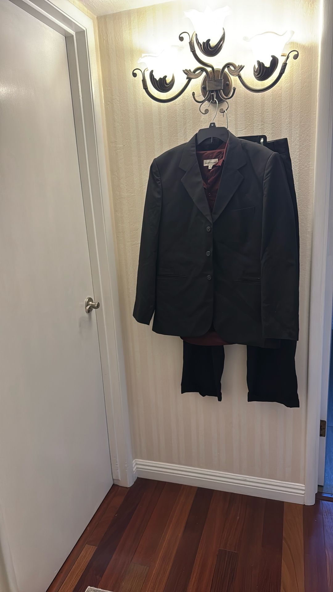 Men’s Suit