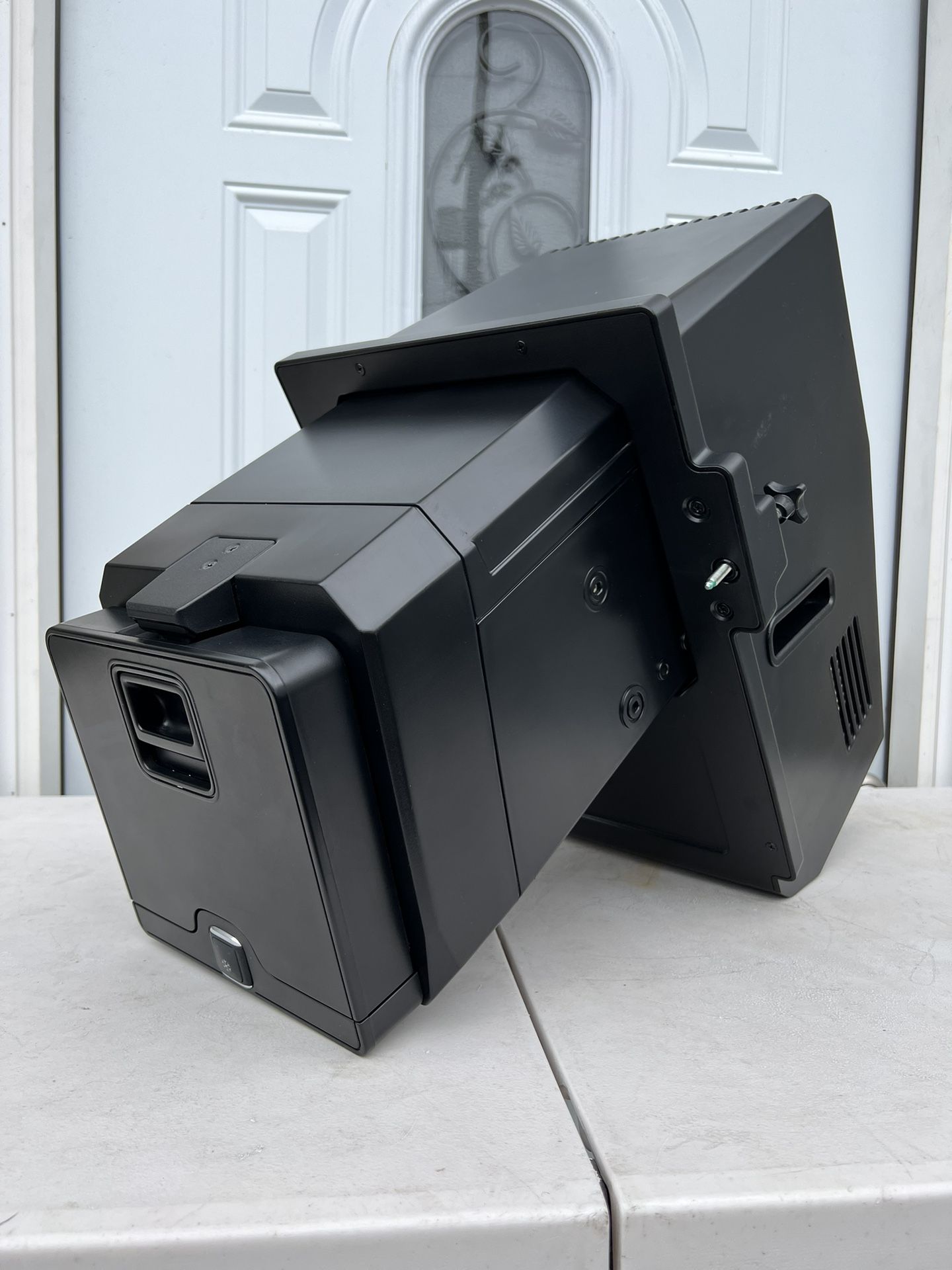 2014 to 2017 Mercedes S-Class W222 S63 refrigerator box for rear seats
