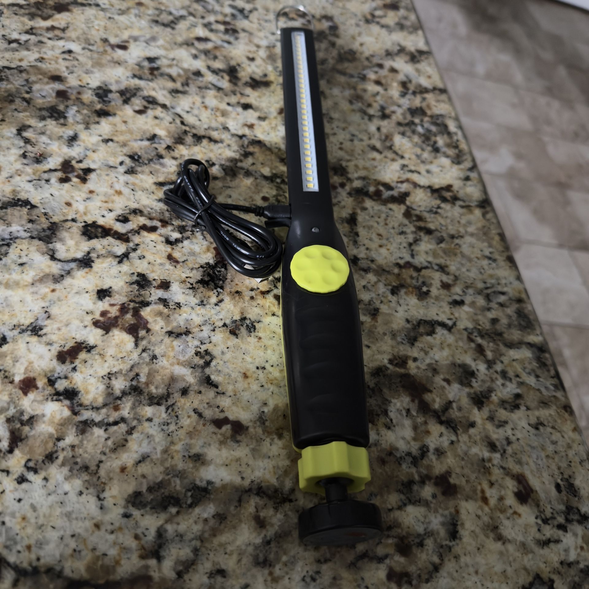 Performance Tool W2232 650+LM Li-Ion Folding Slim Work Light