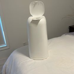 Platted Baby Diaper Genie 