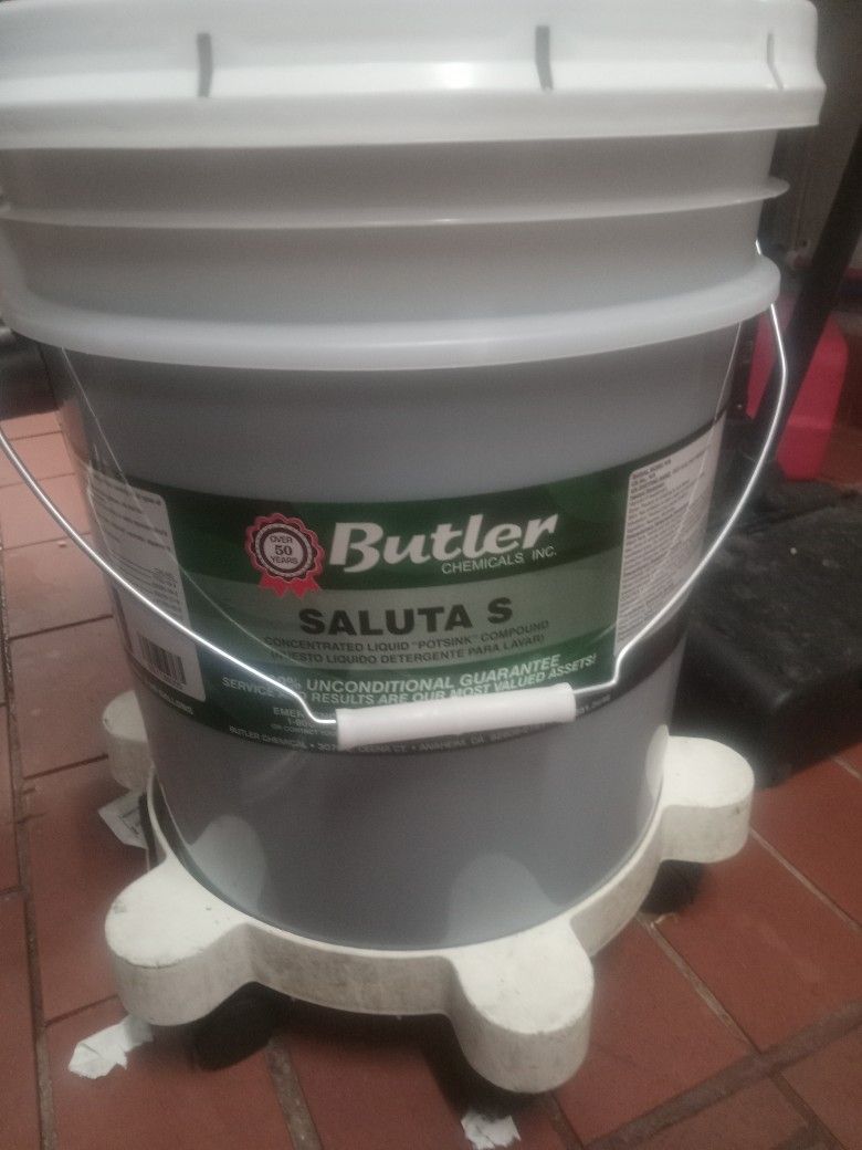 Saluta Pot And Dish Soap