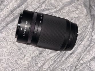 Nikon Z DX 50-250mm lens