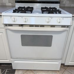 Magic Chef Natural Gas Stove