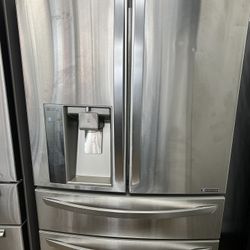 LG Refrigerator (4 door) 36”Wide 70”high 29 Width And 3 Months Warranty And 3 Months Warranty 
