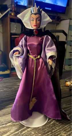 Evil Queen (Disney’s Snow White)