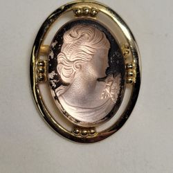 Victorian Style Cameo Brooch