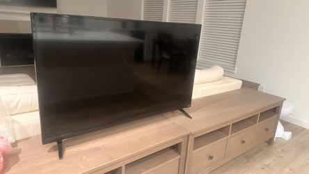 D48n-E0 vizio tv 43” with remote 