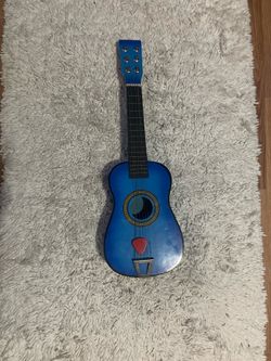 Small guitar