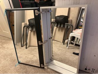 Kohler in wall mirror cabinet