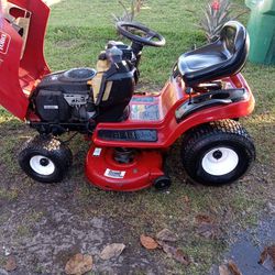 A Riding Lawn Mower Toro Lx420 Twin Cam