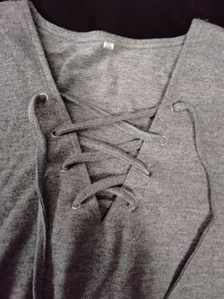 Gray Criss Cross Top size 2XL