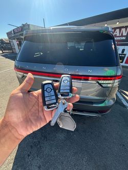 Llaves de autos / car keys and remotes
