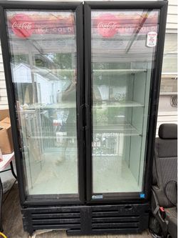 Two door refrigerator commercial