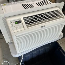 LG Air Conditioner 