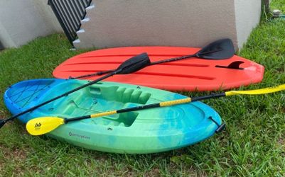 Perception Rambler 9.5 Kayak and Paddle Board (3 paddles included)