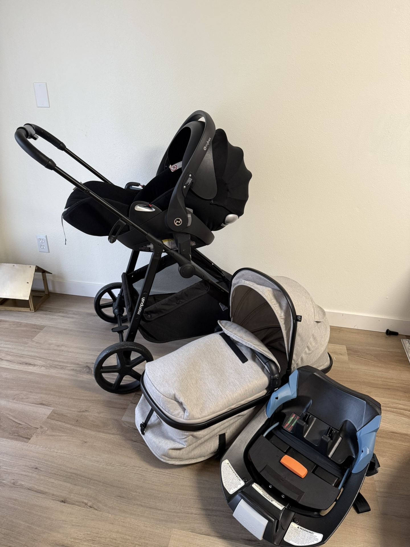 4in1 Cybex Cloud Q Car Seat and Base with Mompush Stroller