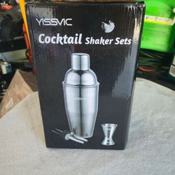YISSVIC 24oz Cocktail Shaker Set, 12pieces