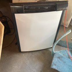 RV Fridge/Freezer 3 Source