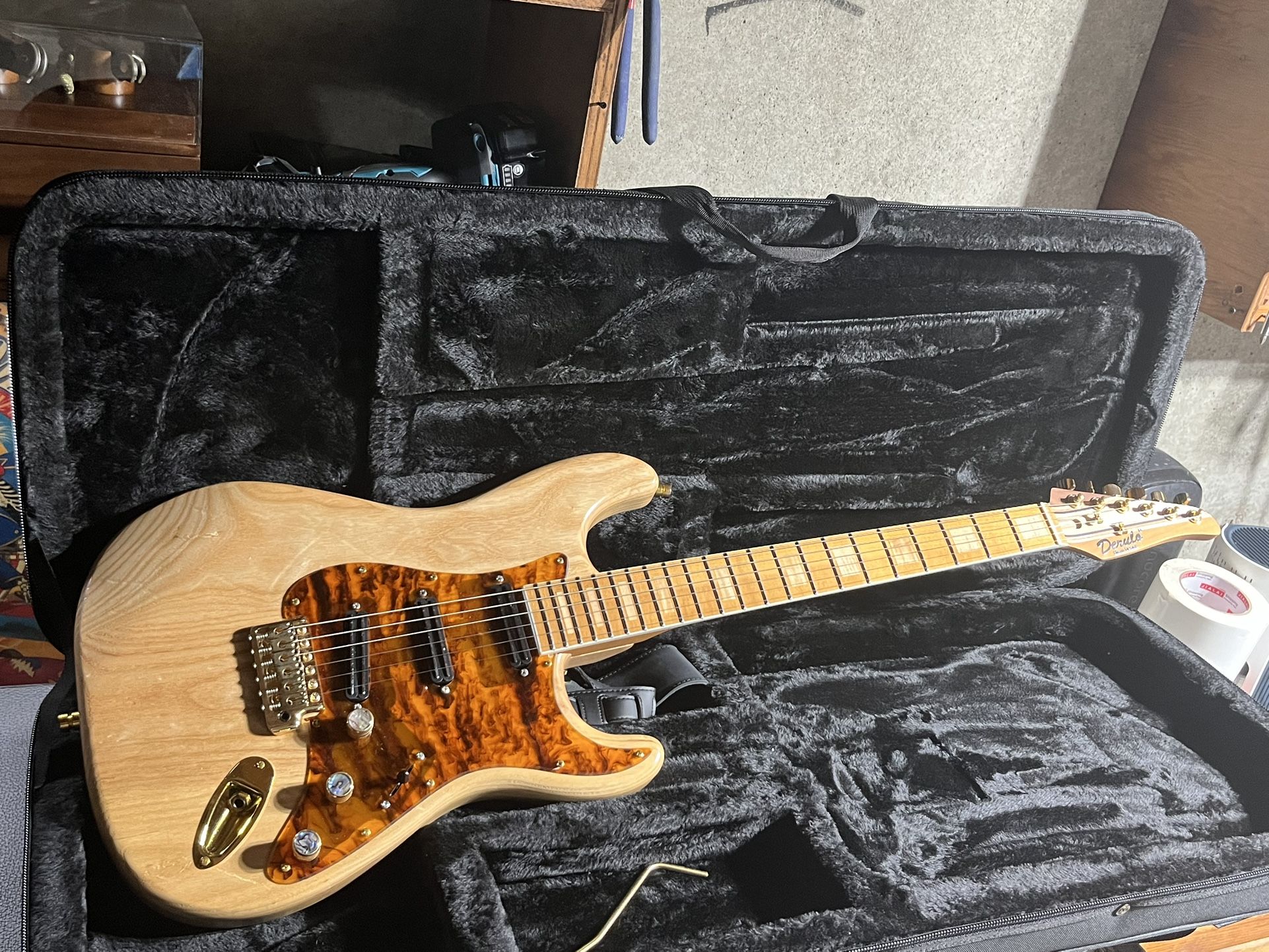 Derulo Strat Electric Guitar Ash Body High End
