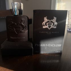 Pegasus Exclusif