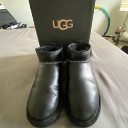 Ugg Classic Ultra Mini Leather Regen