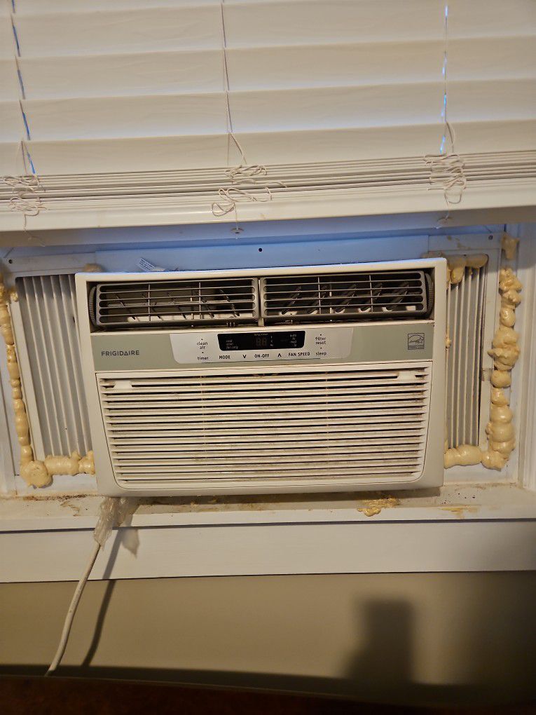 Frigidaire Air-conditioner 