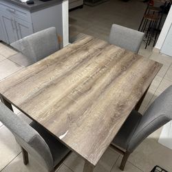 Dinning Table With Four Chairs 