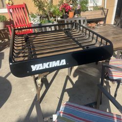 Yakima LoadWarrior Rooftop Basket
