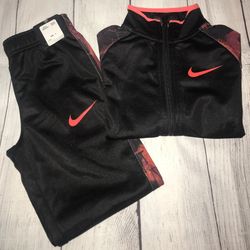 Girls NIKE TRACKSUIT SZ:6