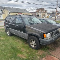 1998 Jeep Grand Cherokee Laredo