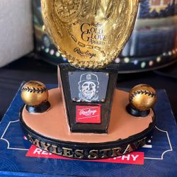 Myles Straw Golden Glove Replica