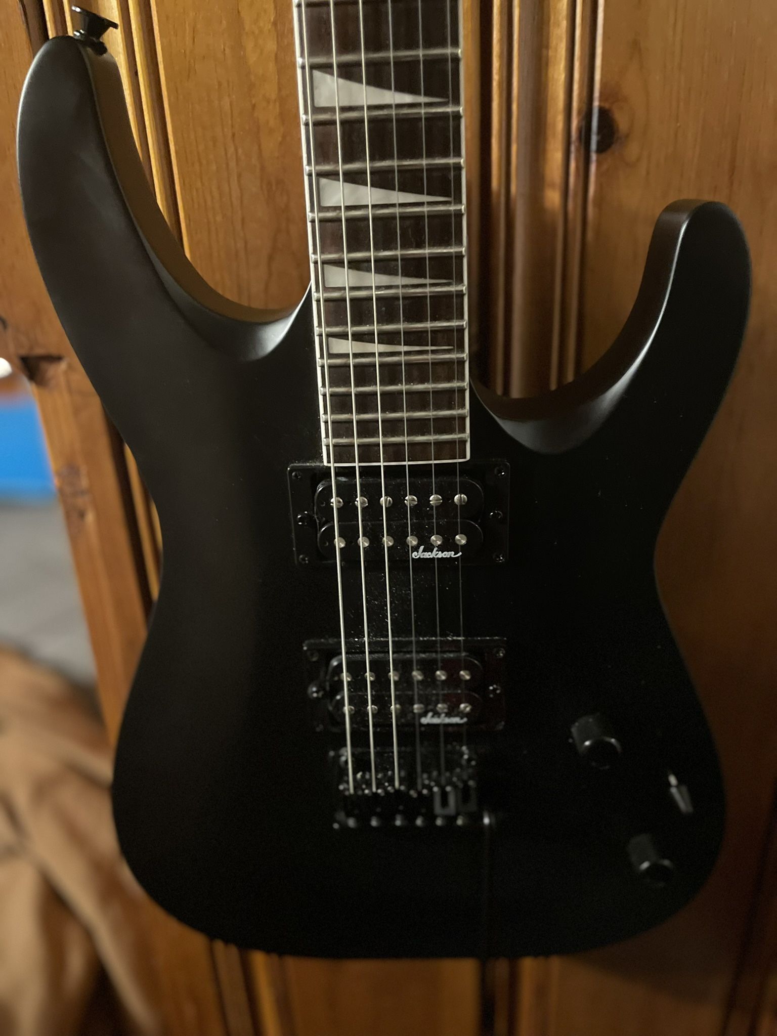Jackson Dinky Arch Top JS22 DK - Satin Black