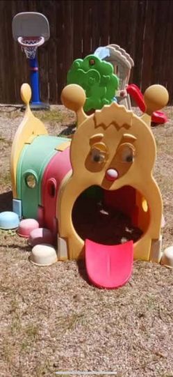 Kids Caterpillar Crawl-Through Play Tunnel