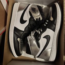 Jordan 1 Silver Woman’s 10.5