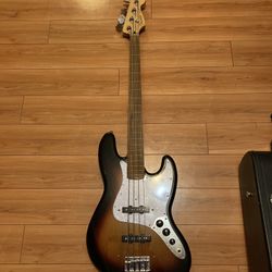 2000 Fender Fretless Jazz Bass Made In Mexico