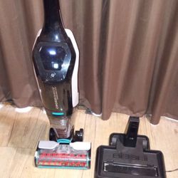 Cordless Vacuum Cleaner And Floor Cleaner And Shampooer 