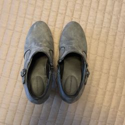 Gray Heel Boot 7.5