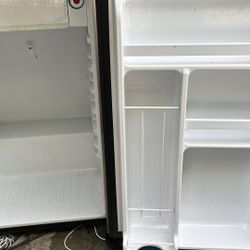 Mini Fridge With Freezer Space
