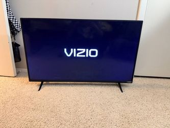 VIZIO 40” Full HD Smart TV – Model D40f-J09 – Remote Included