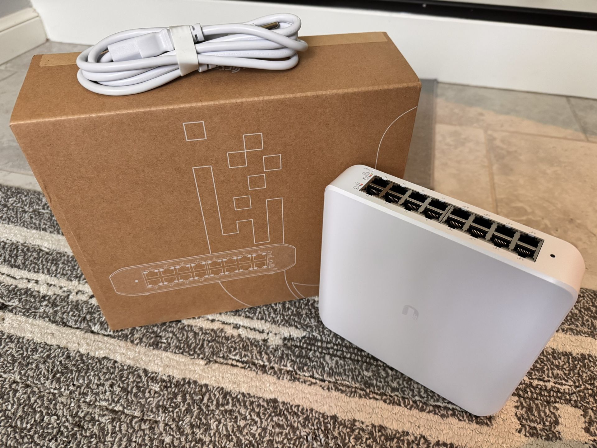 UniFi 16 Lite POE Switch (45W)