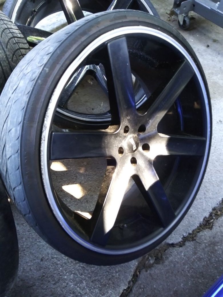 24 inch rims I have 3 in good condition